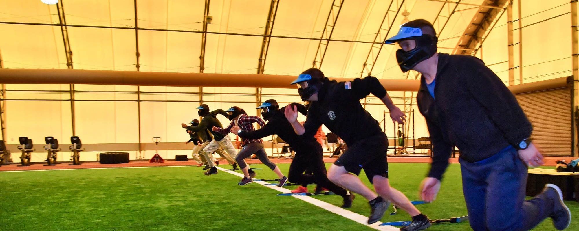 Moniteur de kayak breafing team building